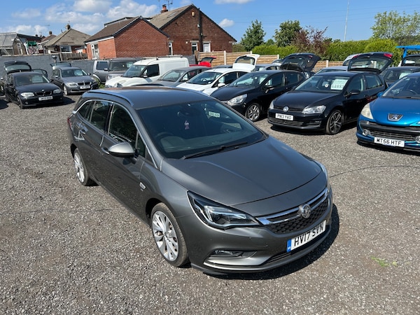 Used Vauxhall Astra 2017 for sale - 74703340: Photo 2
