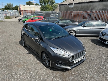 Used Ford Fiesta 2016 for sale - 75133890: Photo