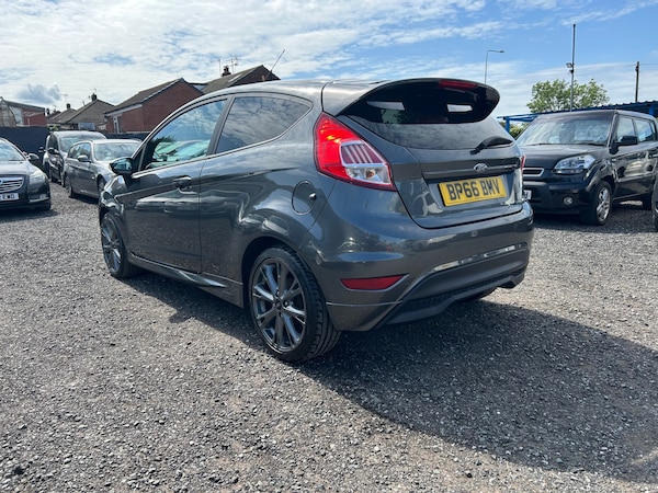 Used Ford Fiesta 2016 for sale - 75133890: Photo 8