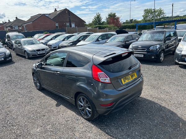 Used Ford Fiesta 2016 for sale - 75133890: Photo 9