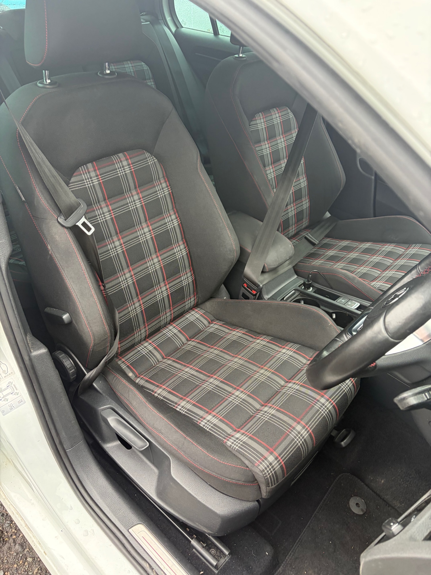 Used Volkswagen Golf 2015 for sale - 77616657: Photo 10