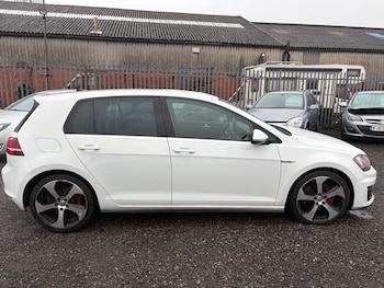 Used Volkswagen Golf 2015 for sale - 77616657: Photo