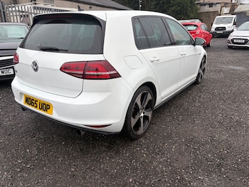 Used Volkswagen Golf 2015 for sale - 77616657: Photo