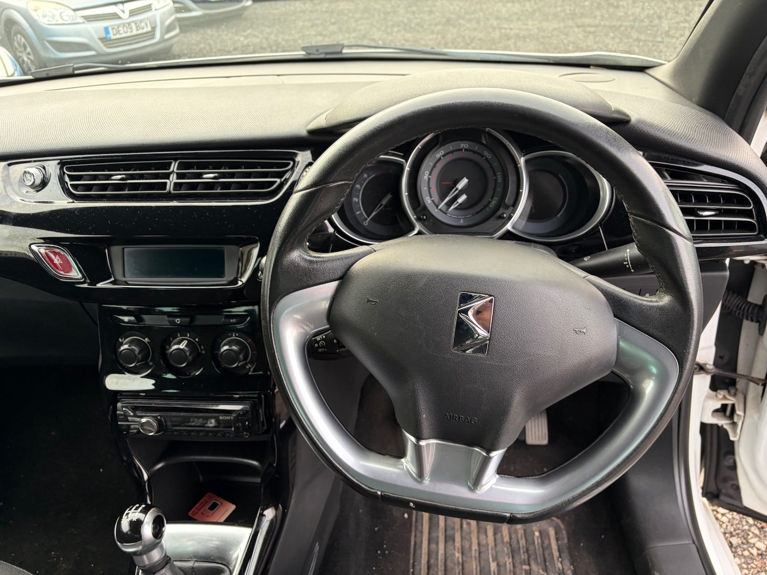 Used Citroen DS3 2013 for sale - 77024055: Photo 8