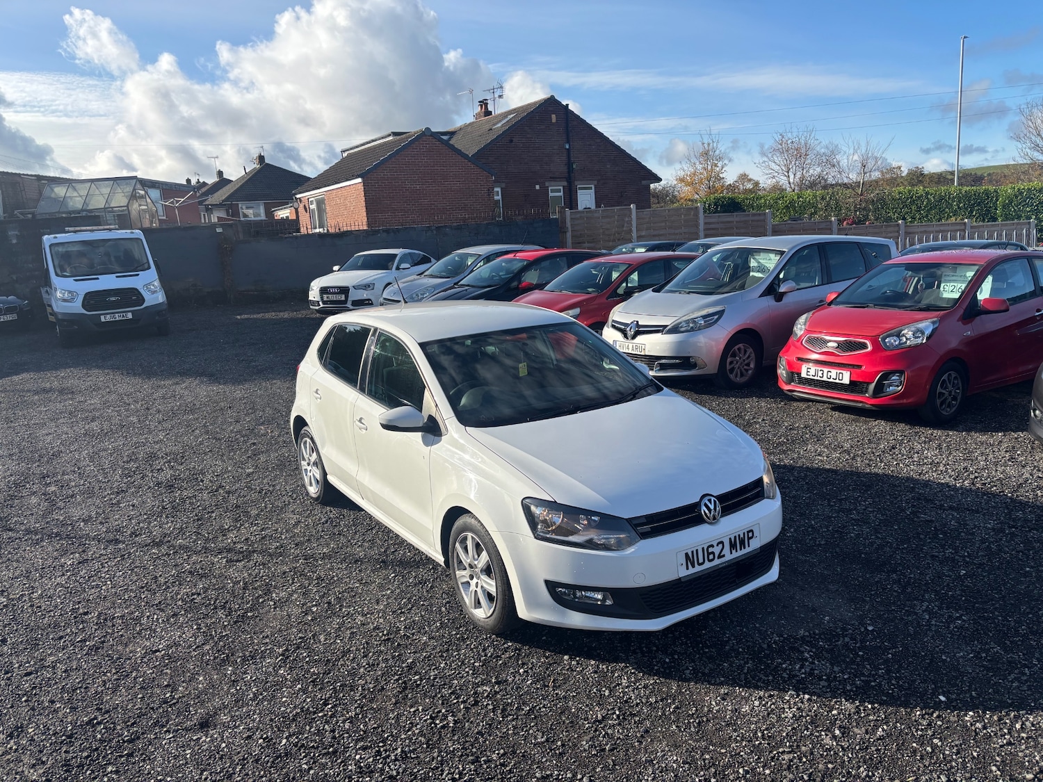 Used Volkswagen Polo 2012 for sale - 76379117: Photo 2