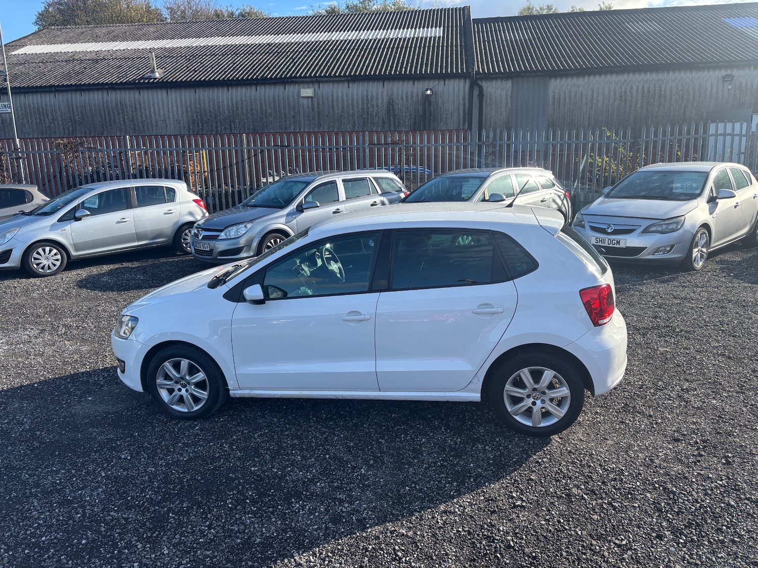 Used Volkswagen Polo 2012 for sale - 76379117: Photo 9