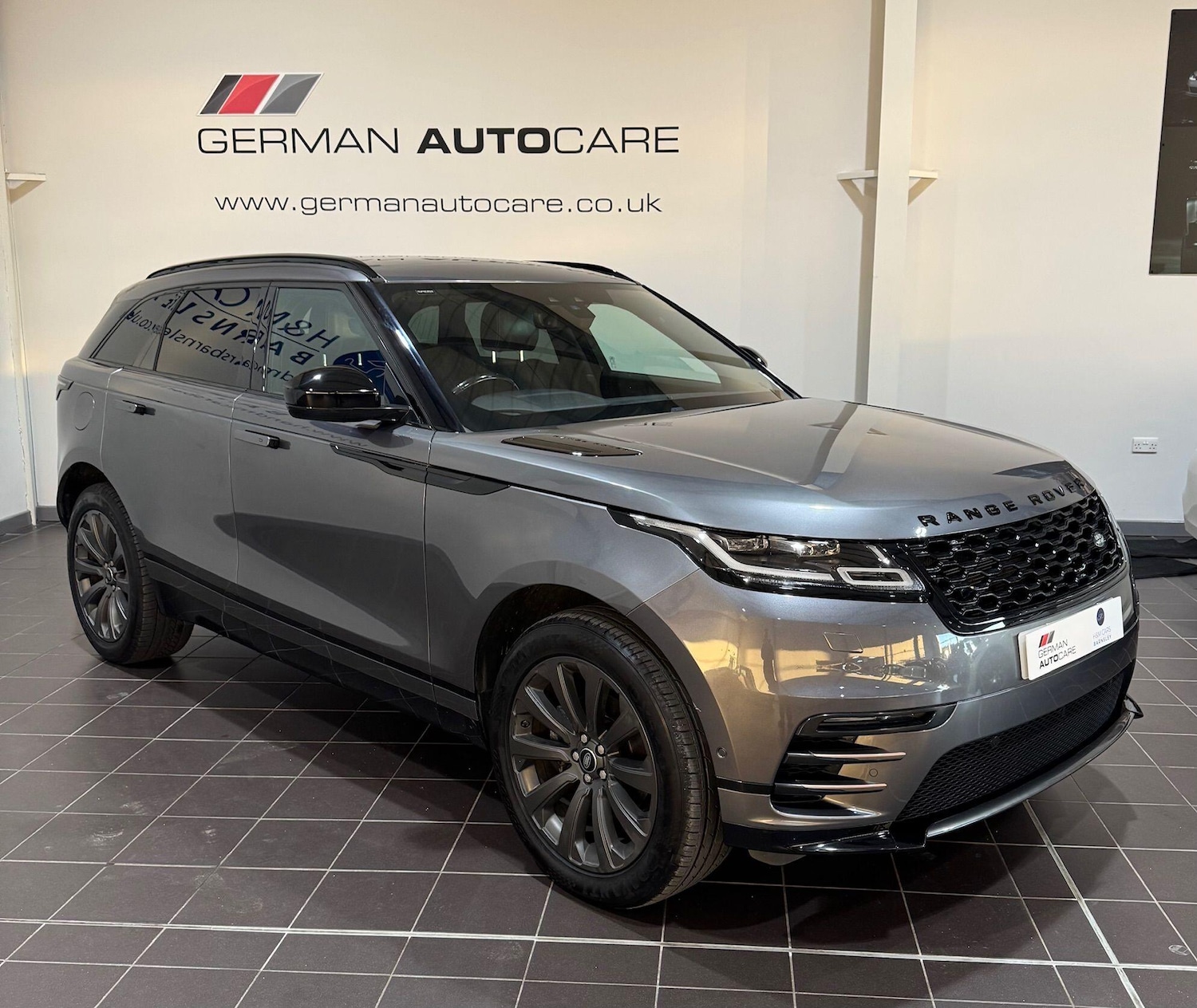 Used Land Rover Range Rover Velar 2018 for sale - 76658012: Photo 1