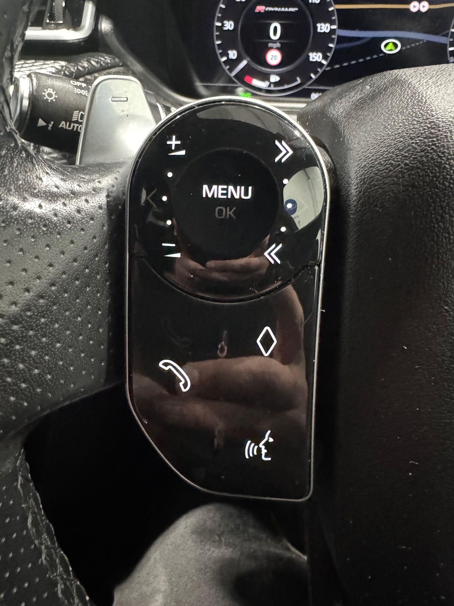 Used Land Rover Range Rover Velar 2018 for sale - 76658012: Photo 18