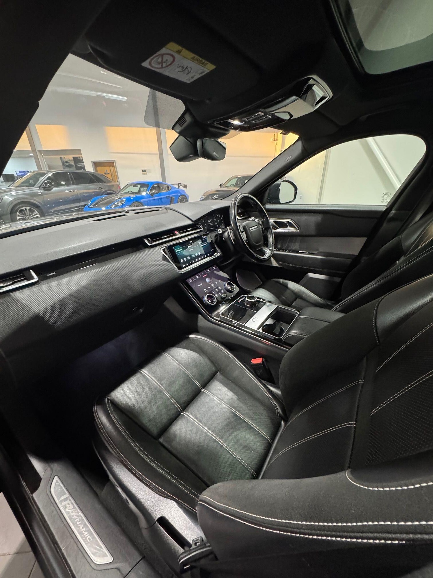 Used Land Rover Range Rover Velar 2018 for sale - 76658012: Photo 32