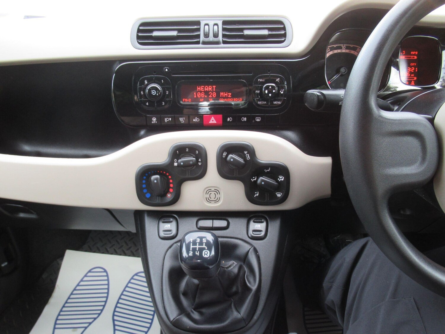 Used Fiat Panda 2014 for sale - 76227896: Photo 26