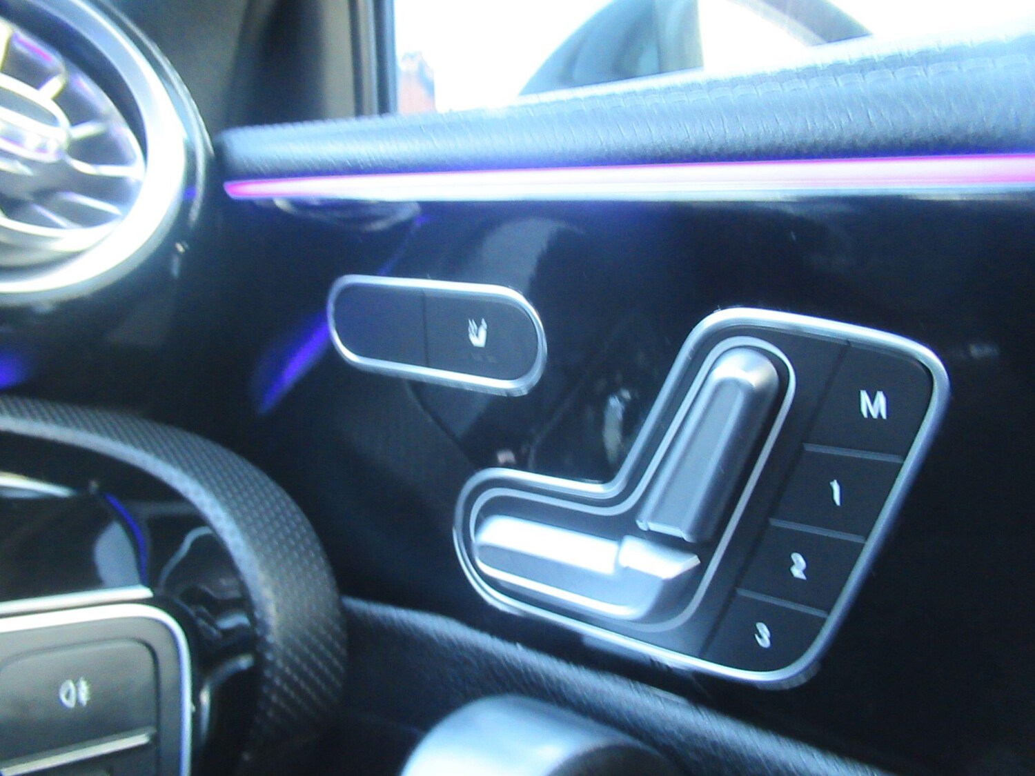 Used Mercedes-Benz A-Class 2020 for sale - 77425345: Photo 41