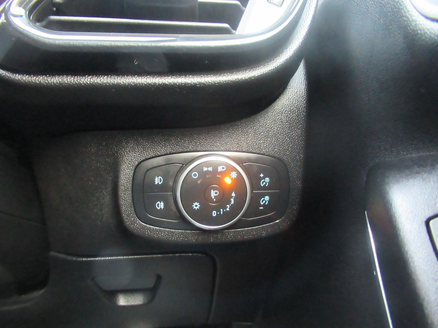 Used Ford Fiesta 2019 for sale - 76389309: Photo 29