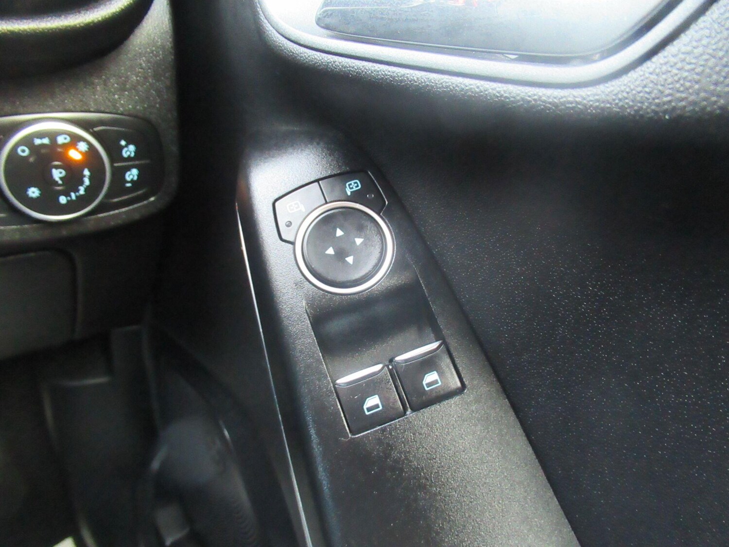 Used Ford Fiesta 2019 for sale - 76389309: Photo 30