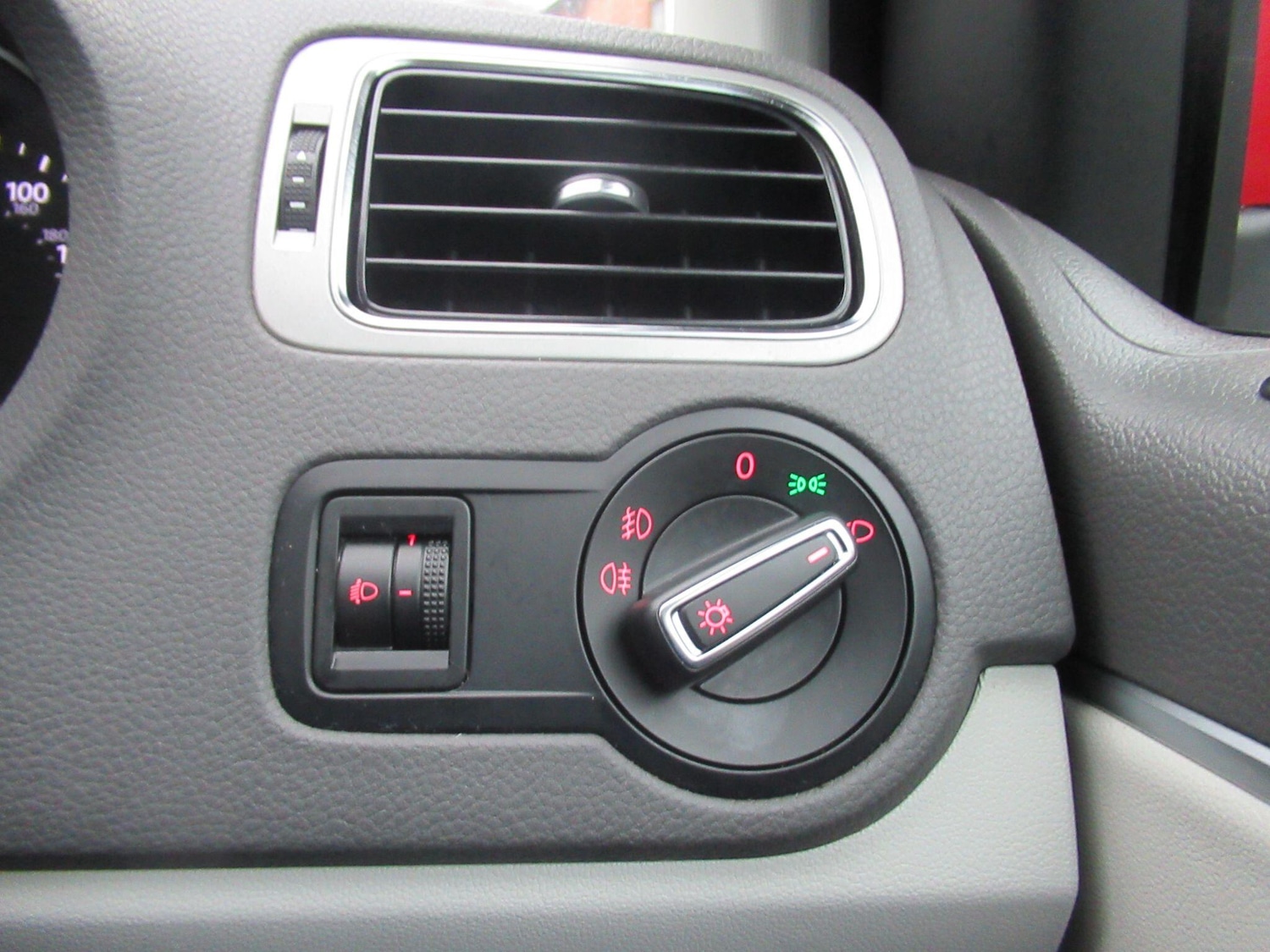 Used Volkswagen Polo for sale - 77425349: Photo 29