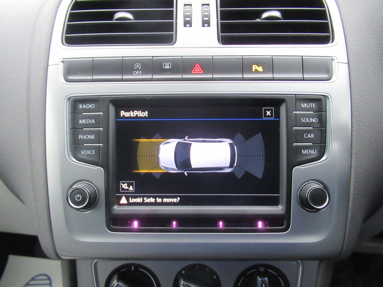 Used Volkswagen Polo for sale - 77425349: Photo 33