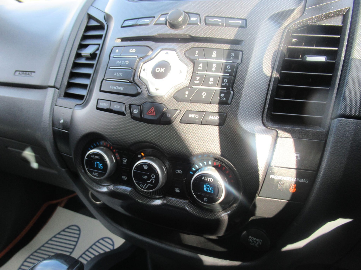 Used Ford Ranger 2015 for sale - 76398042: Photo 30