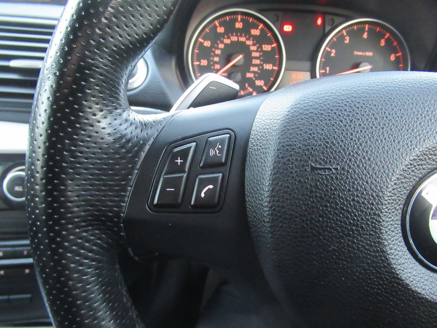 Used BMW 1 Series 2011 for sale - 76715287: Photo 24