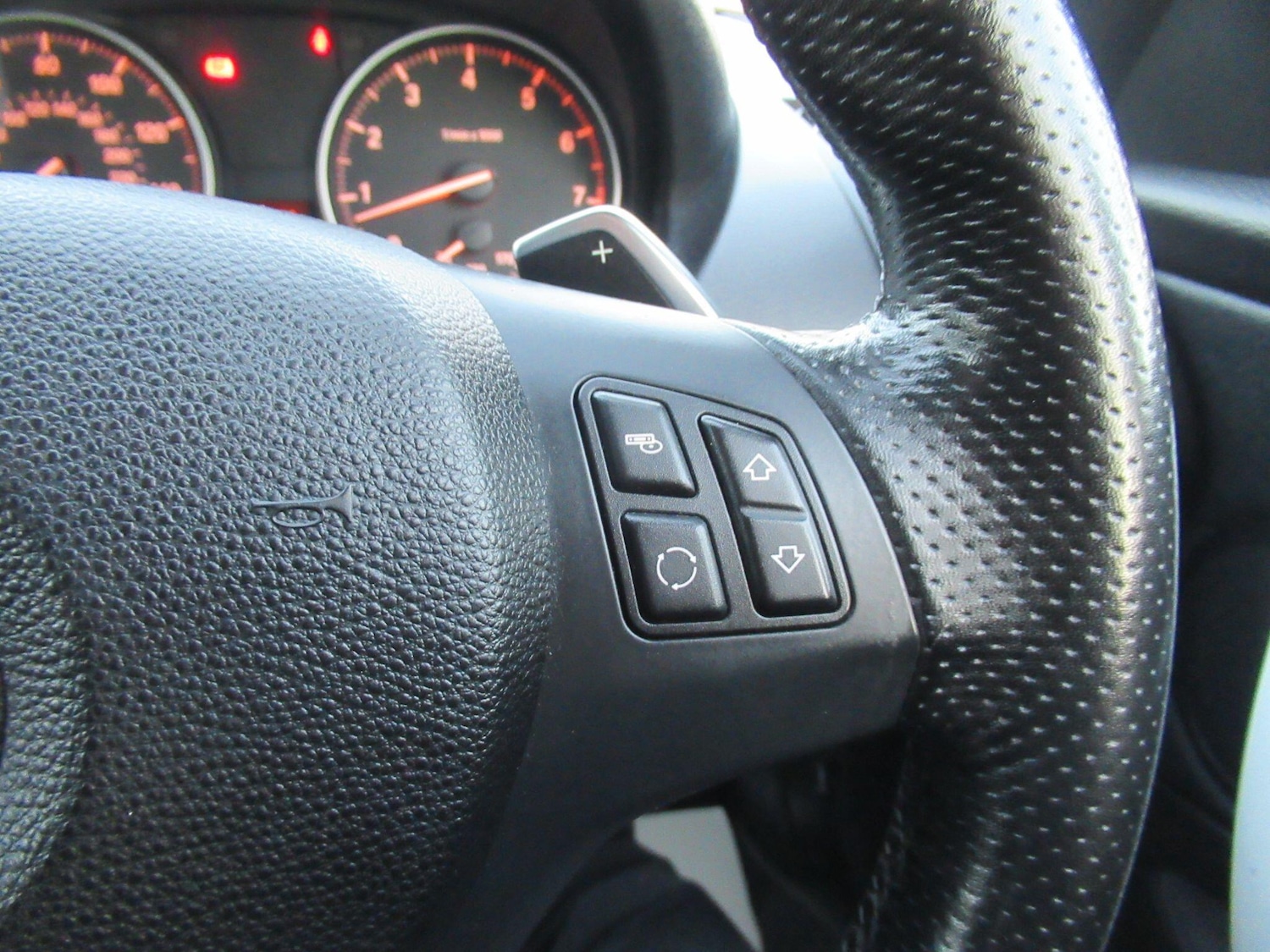 Used BMW 1 Series 2011 for sale - 76715287: Photo 25