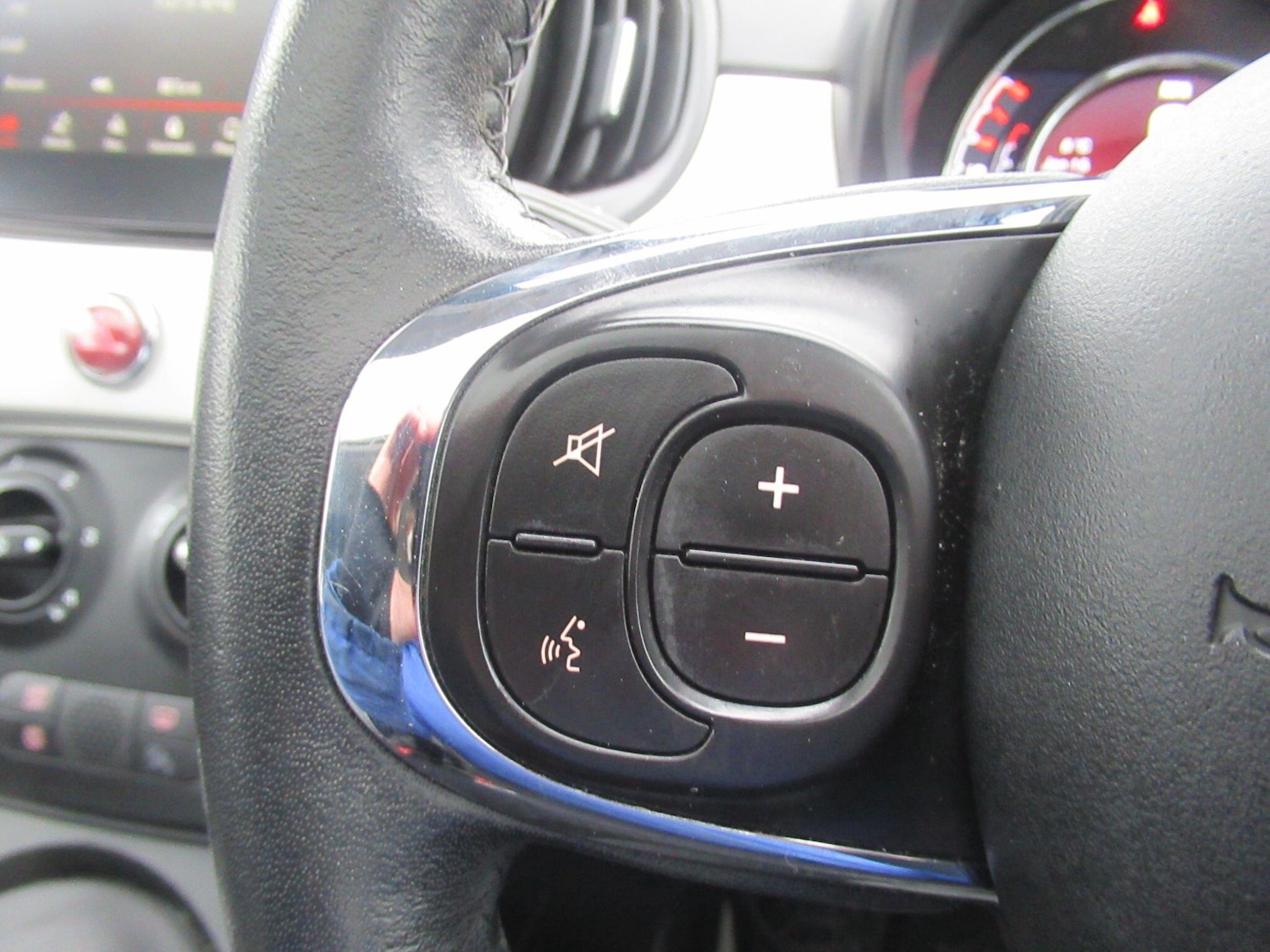 Used Fiat 500 for sale - 77215532: Photo 21