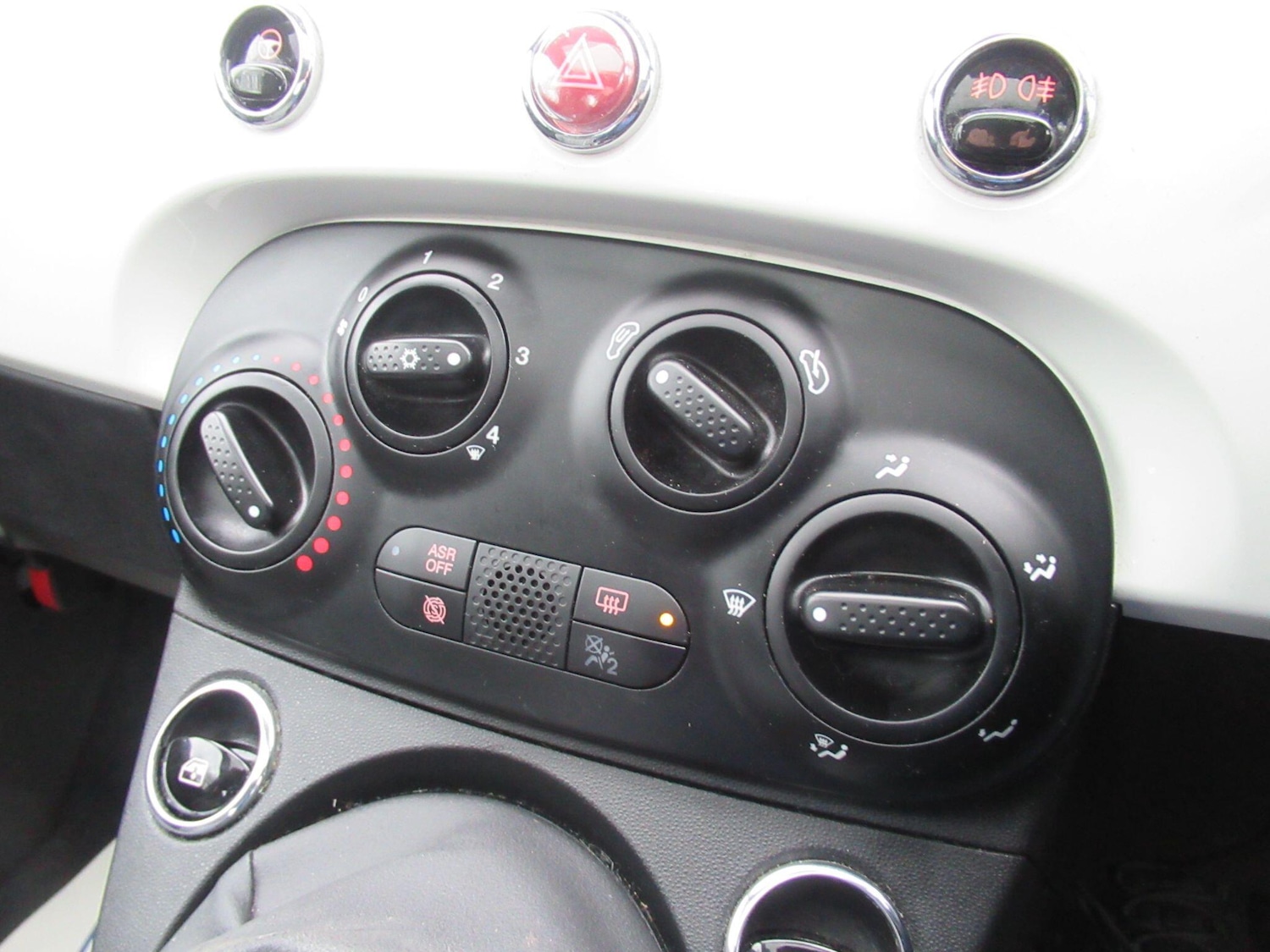 Used Fiat 500 for sale - 77215532: Photo 23