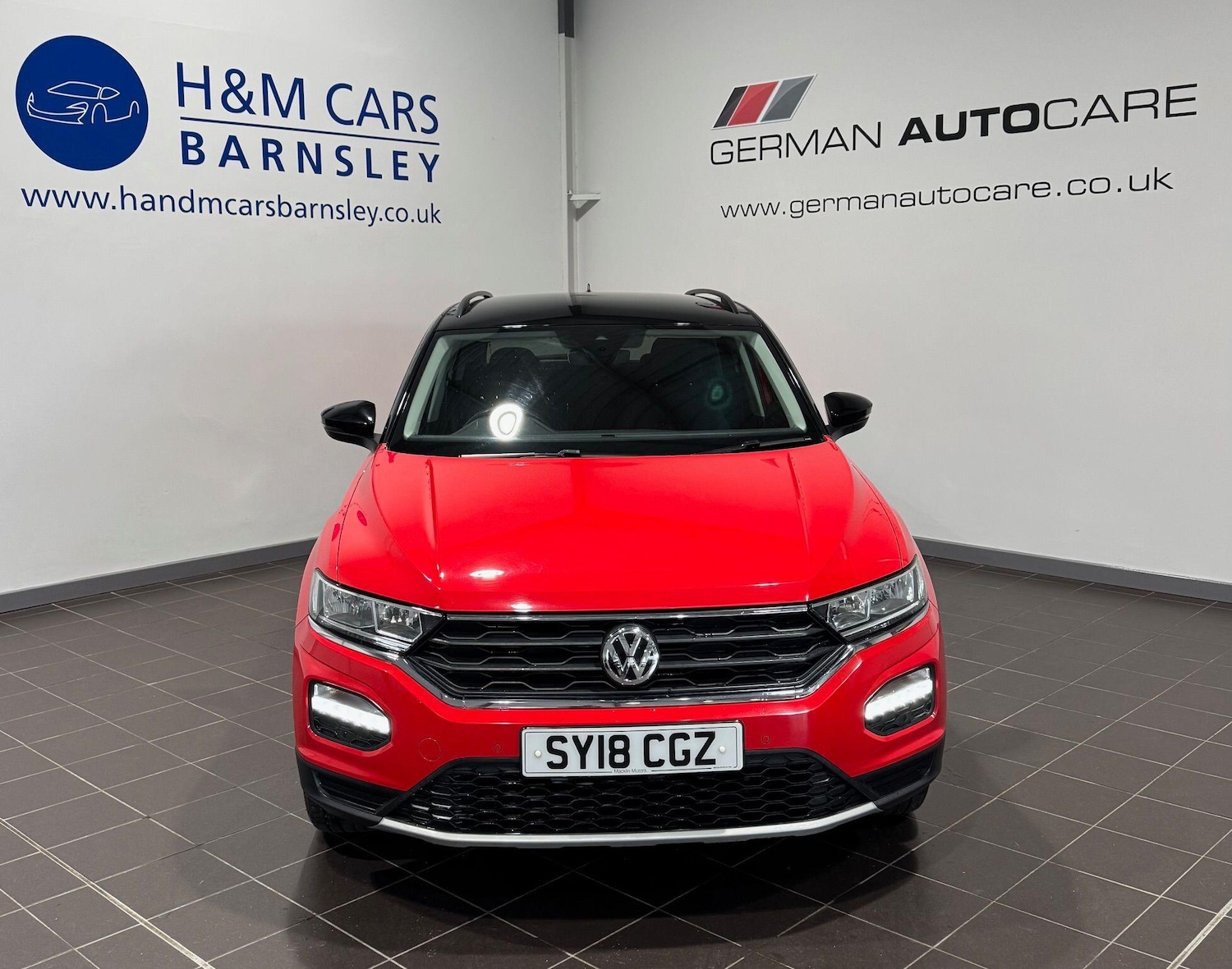 Used Volkswagen T-Roc 2018 for sale - 76832736: Photo 2