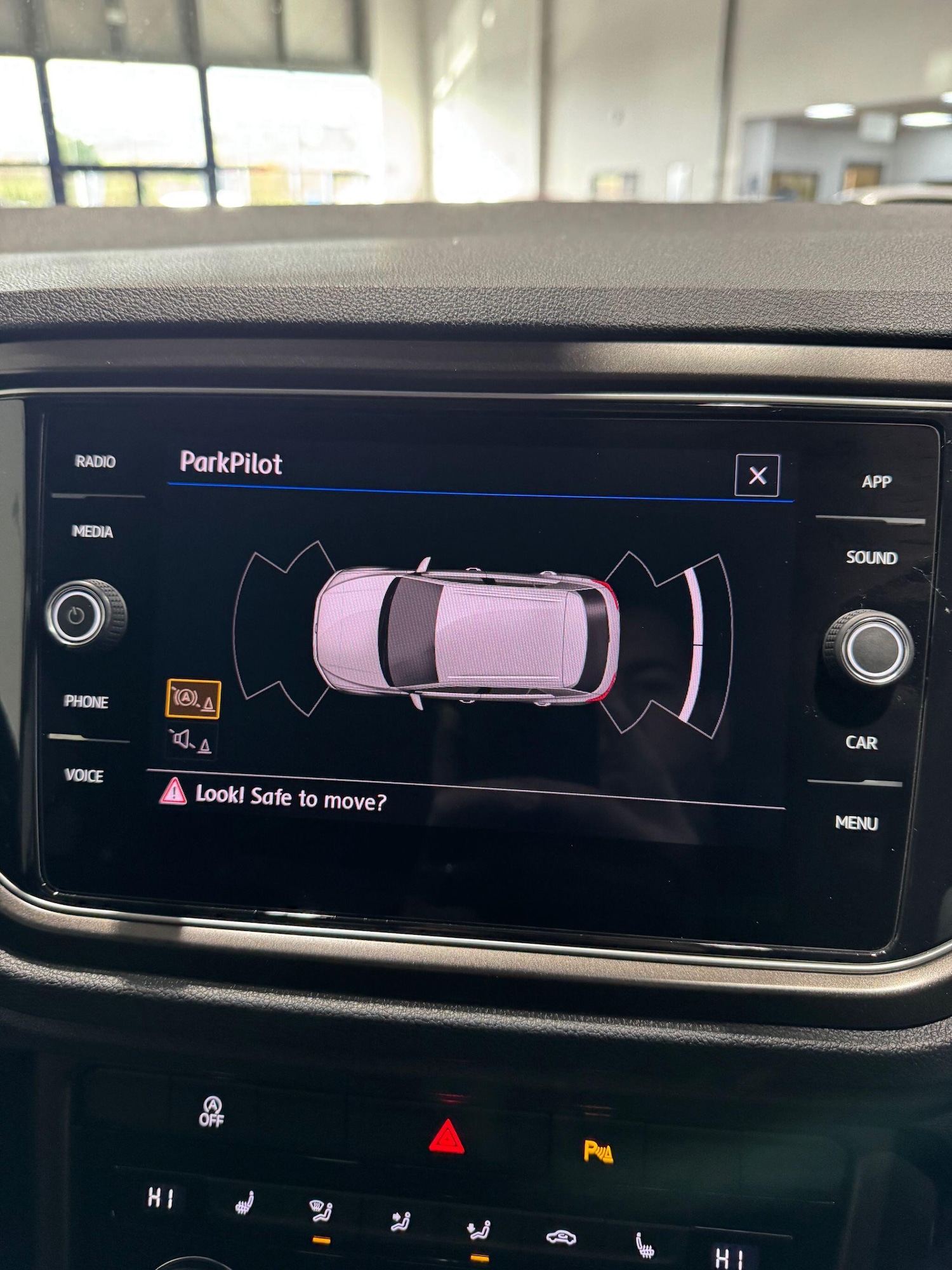 Used Volkswagen T-Roc 2018 for sale - 76832736: Photo 33