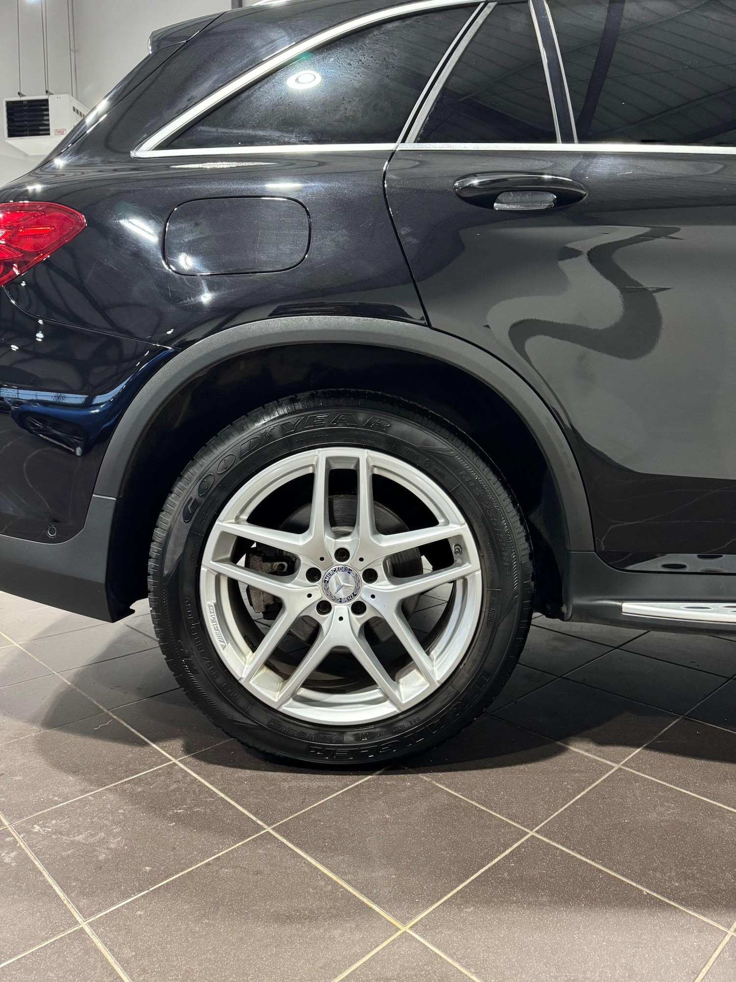 Used Mercedes-Benz GLC for sale - 77237635: Photo 25