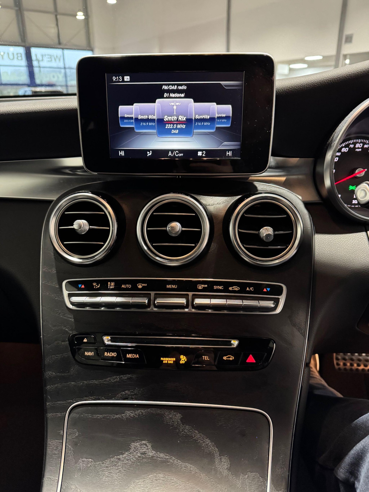 Used Mercedes-Benz GLC for sale - 77237635: Photo 26