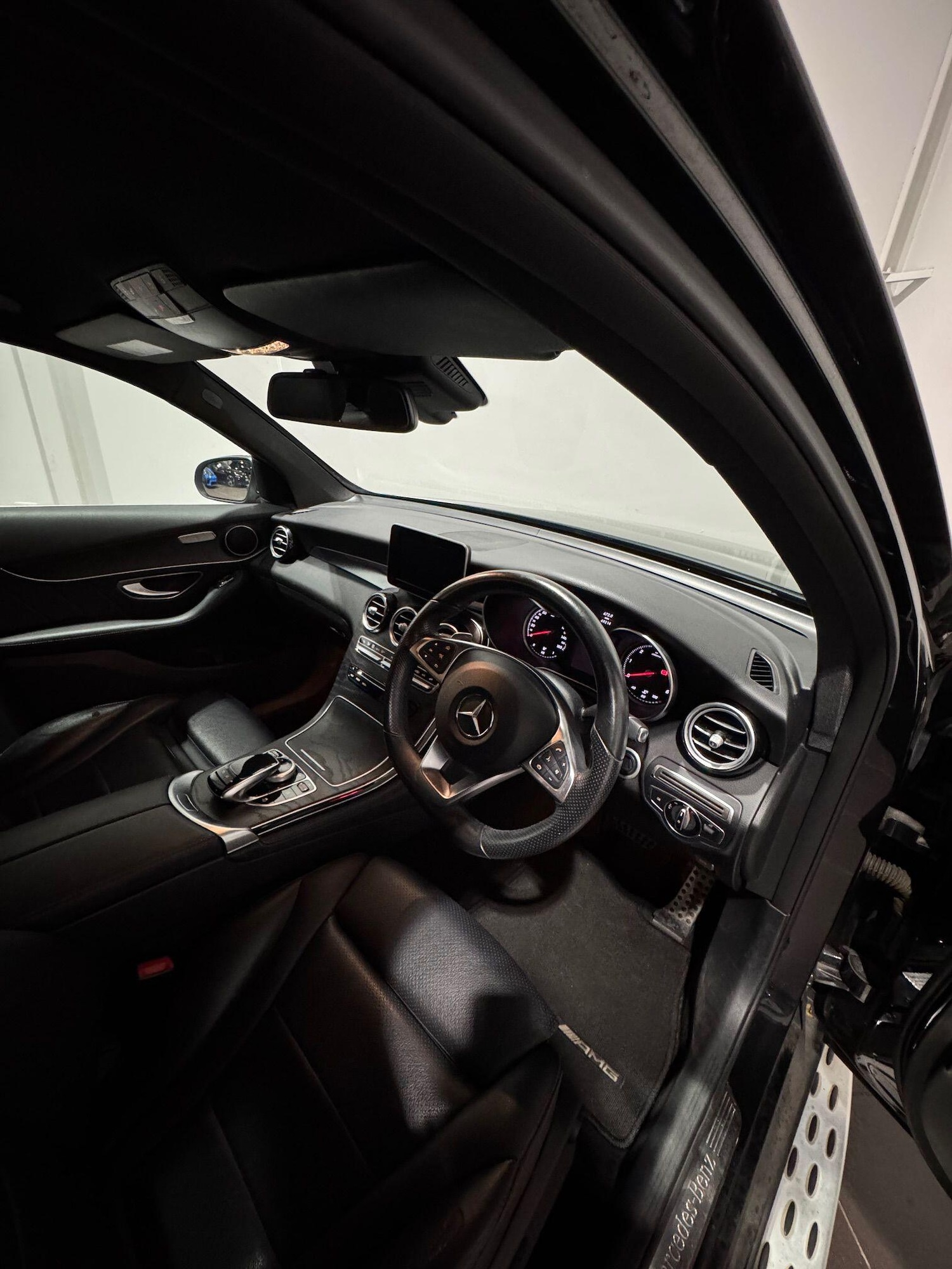 Used Mercedes-Benz GLC for sale - 77237635: Photo 35