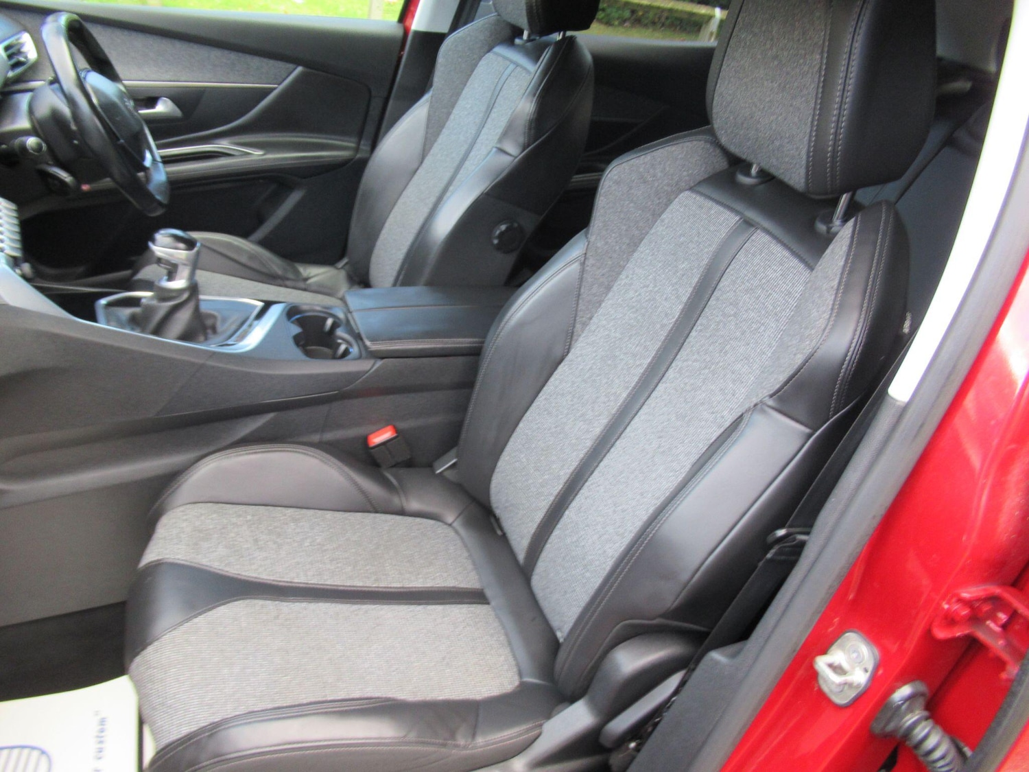 Used Peugeot 3008 2018 for sale - 77166803: Photo 16