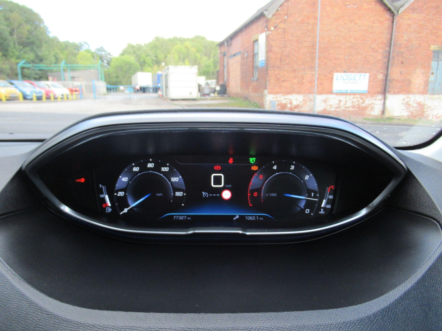 Used Peugeot 3008 2018 for sale - 77166803: Photo 27