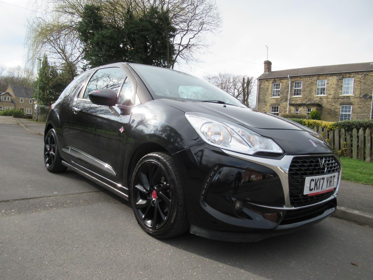 Used DS Automobiles DS 3 2017 for sale - 78204245: Photo 2