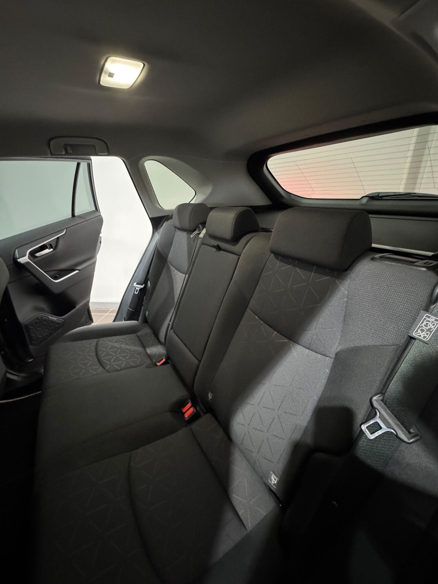 Used Toyota RAV4 for sale - 77143769: Photo 16