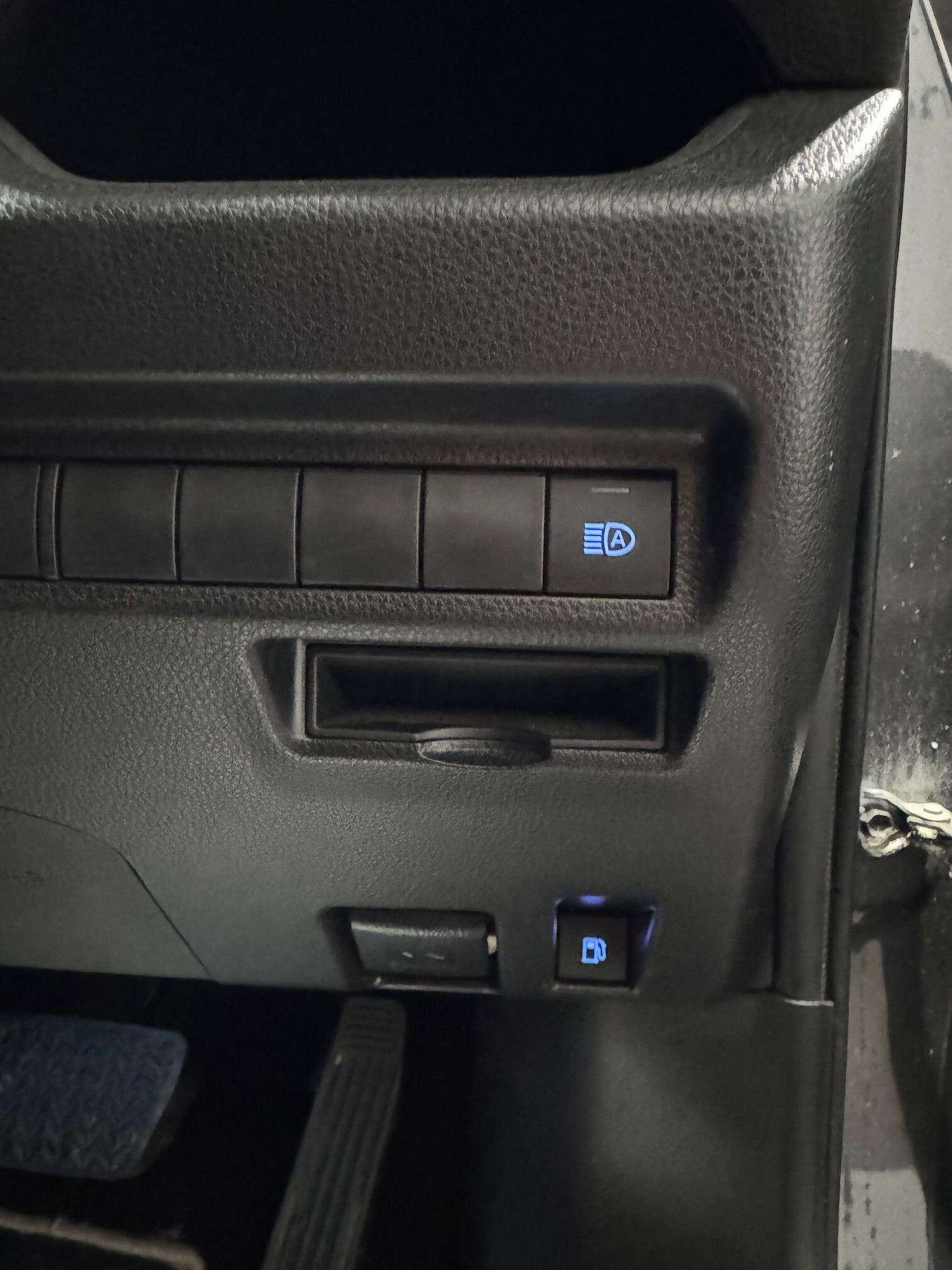 Used Toyota RAV4 for sale - 77143769: Photo 17