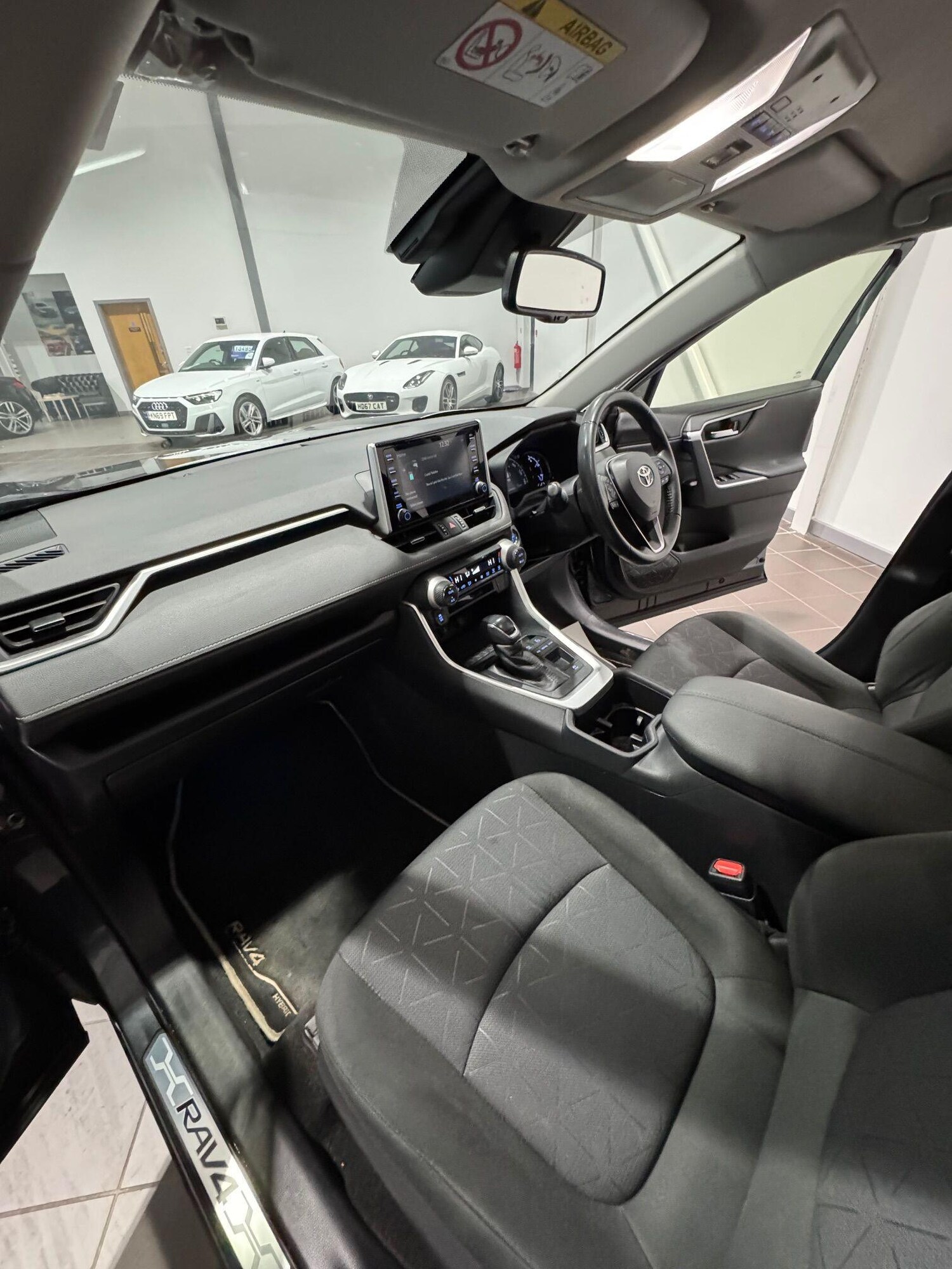 Used Toyota RAV4 for sale - 77143769: Photo 37