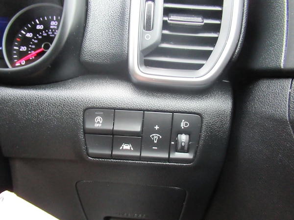 Used Kia Sportage 2018 for sale - 74945959: Photo 28