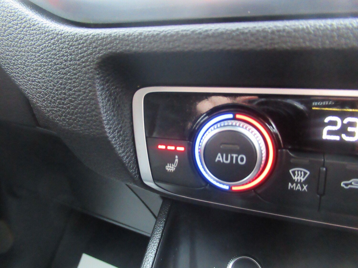 Used Audi Q3 2019 for sale - 76388416: Photo 44