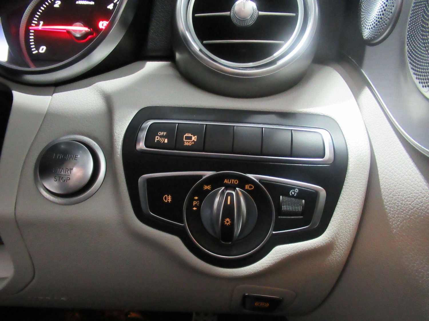 Used Mercedes-Benz C Class for sale - 76996317: Photo 40