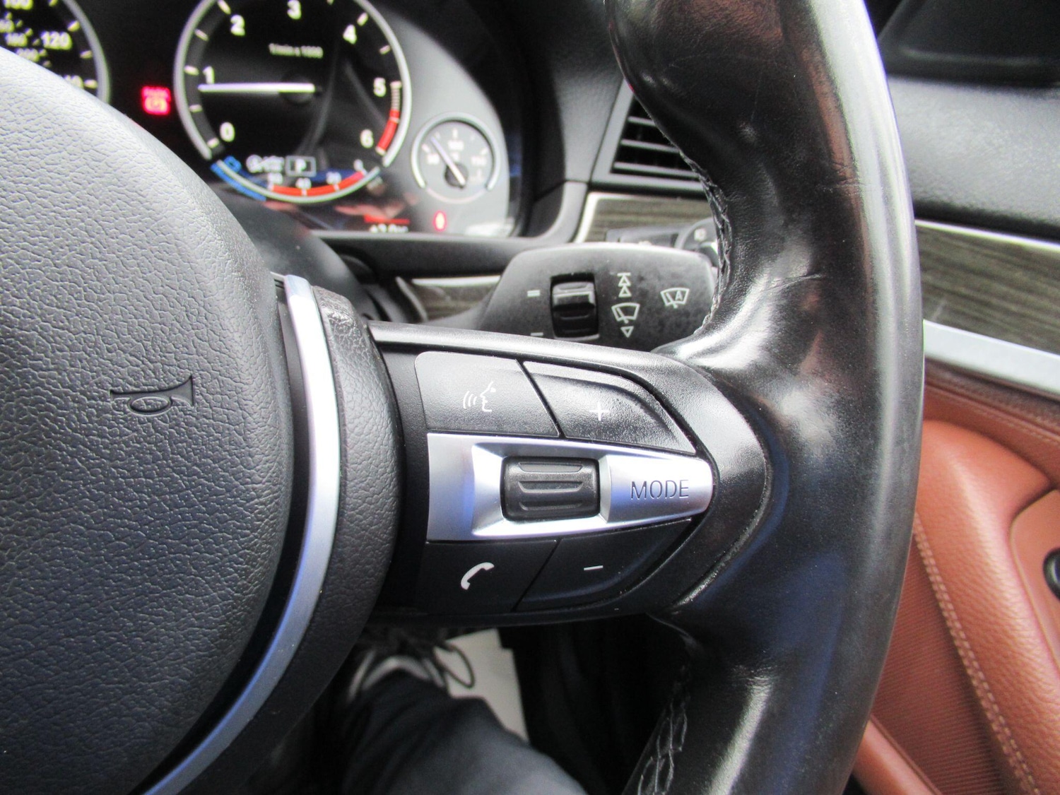 Used BMW 5 Series 2016 for sale - 77598170: Photo 29