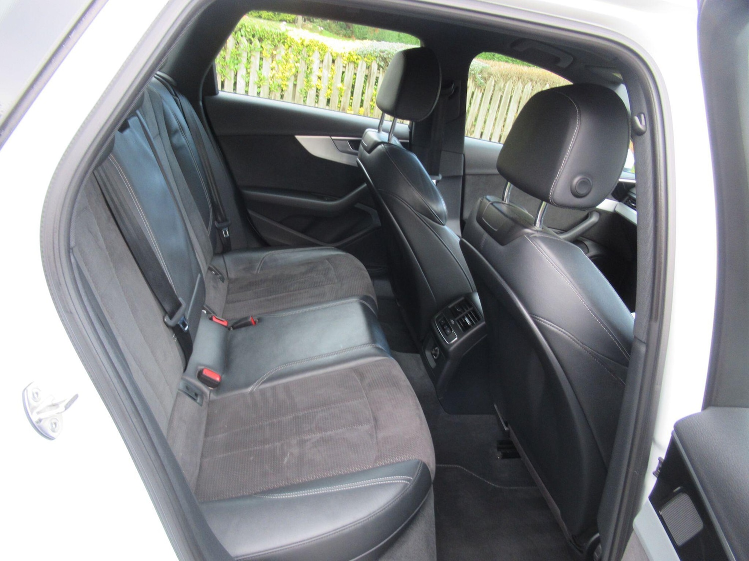 Used Audi A4 2019 for sale - 76918533: Photo 18