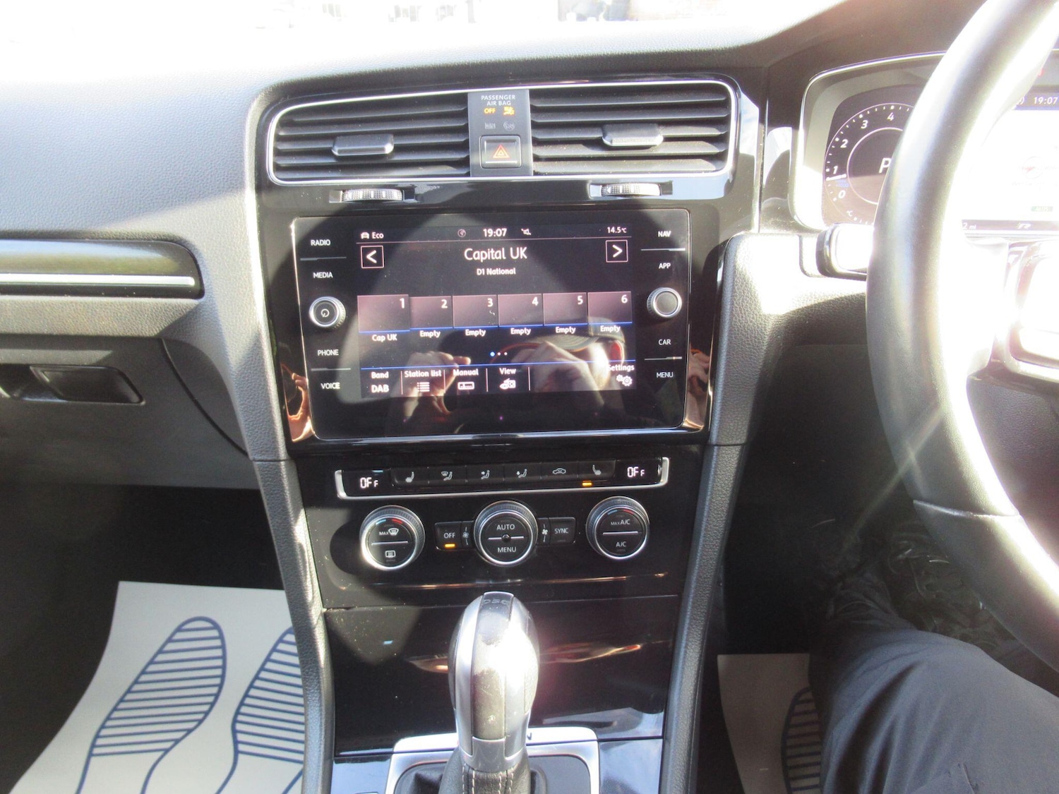 Used Volkswagen Golf 2018 for sale - 76992599: Photo 34