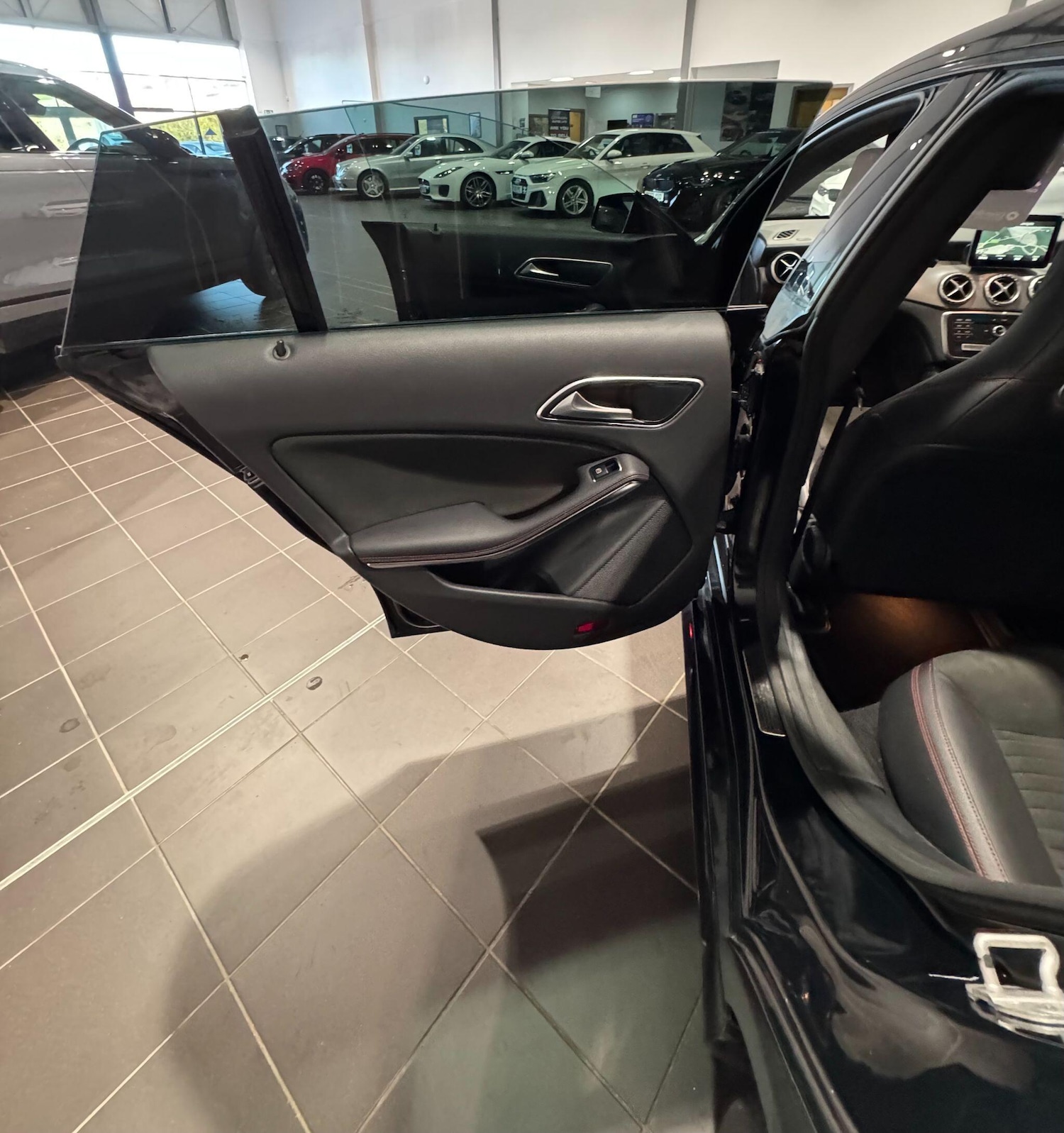 Used Mercedes-Benz CLA 2017 for sale - 76702109: Photo 13