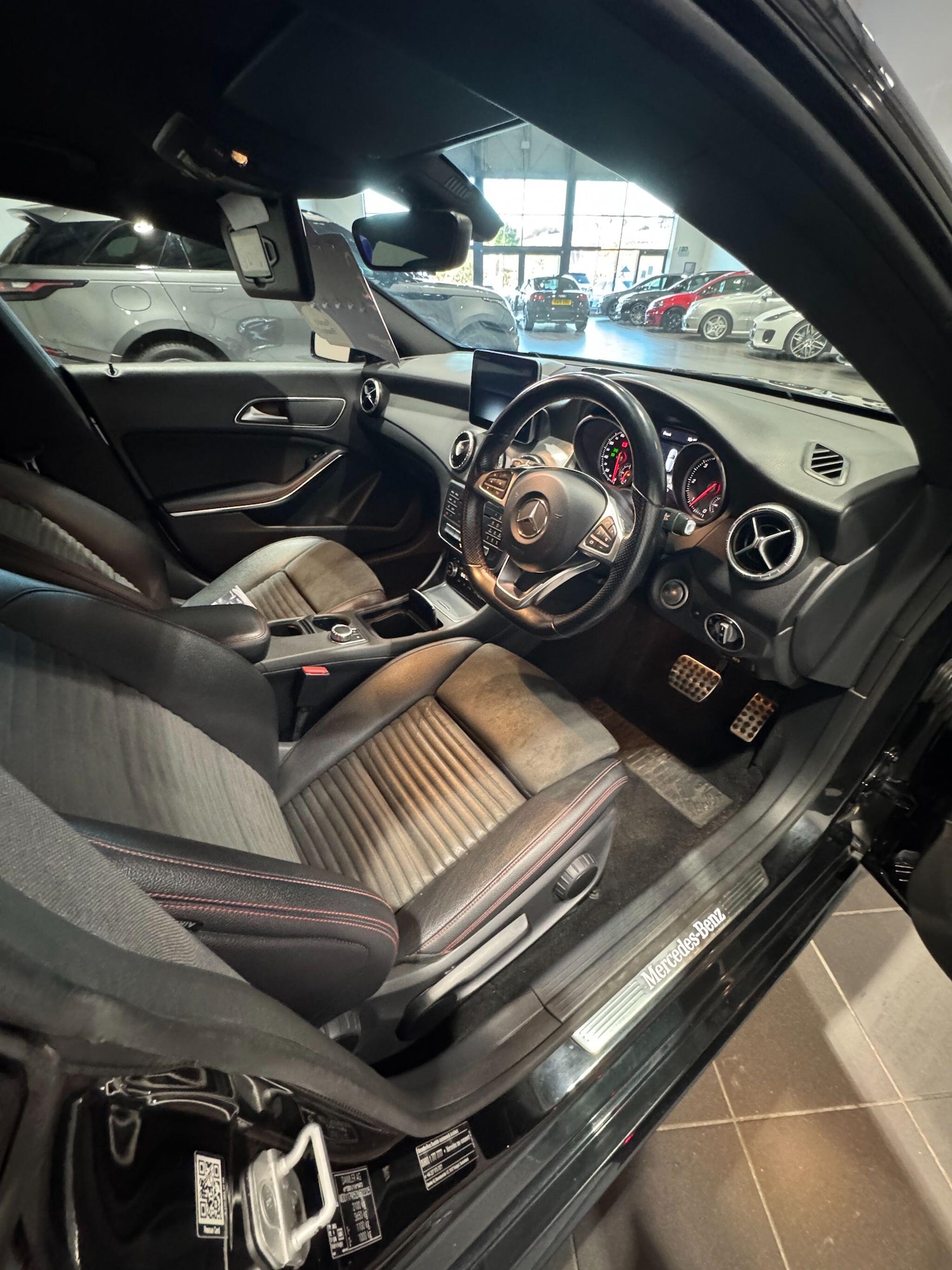 Used Mercedes-Benz CLA 2017 for sale - 76702109: Photo 8