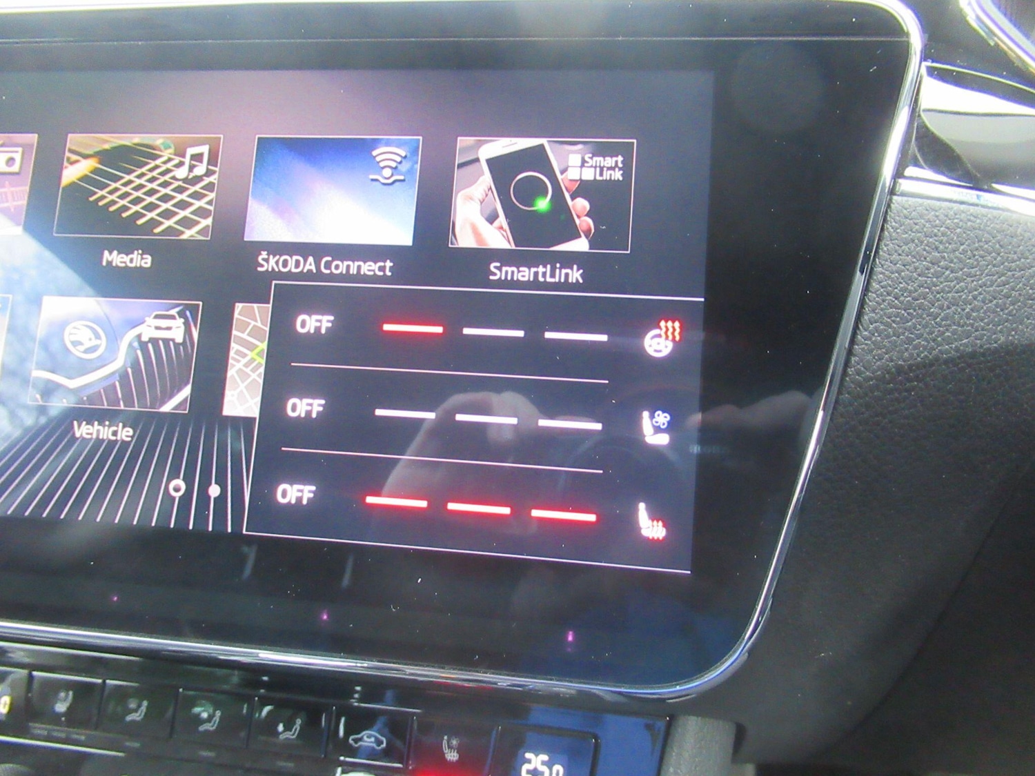 Used Skoda Superb 2019 for sale - 77343823: Photo 41