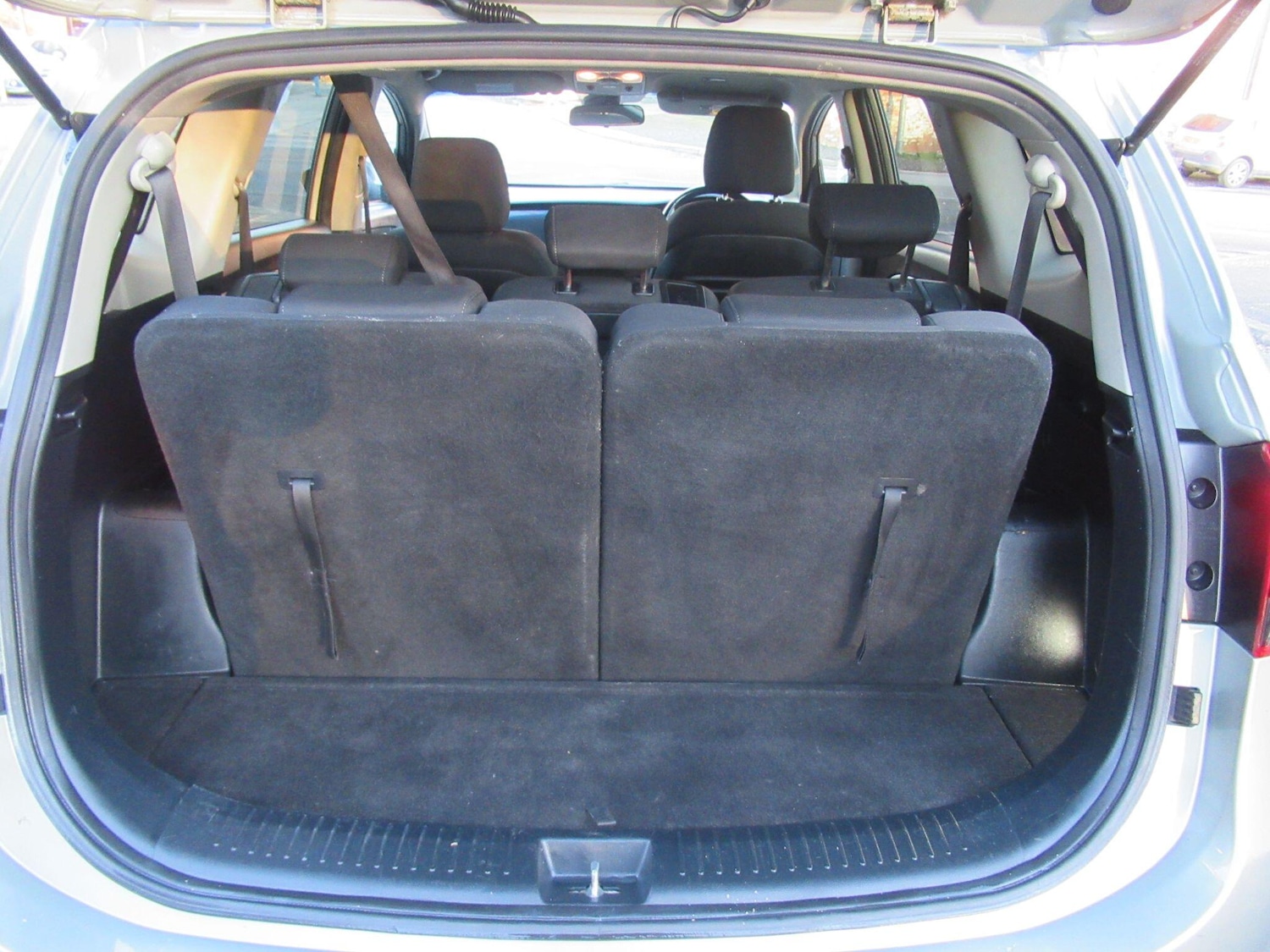 Used Kia Carens 2017 for sale - 77144649: Photo 17