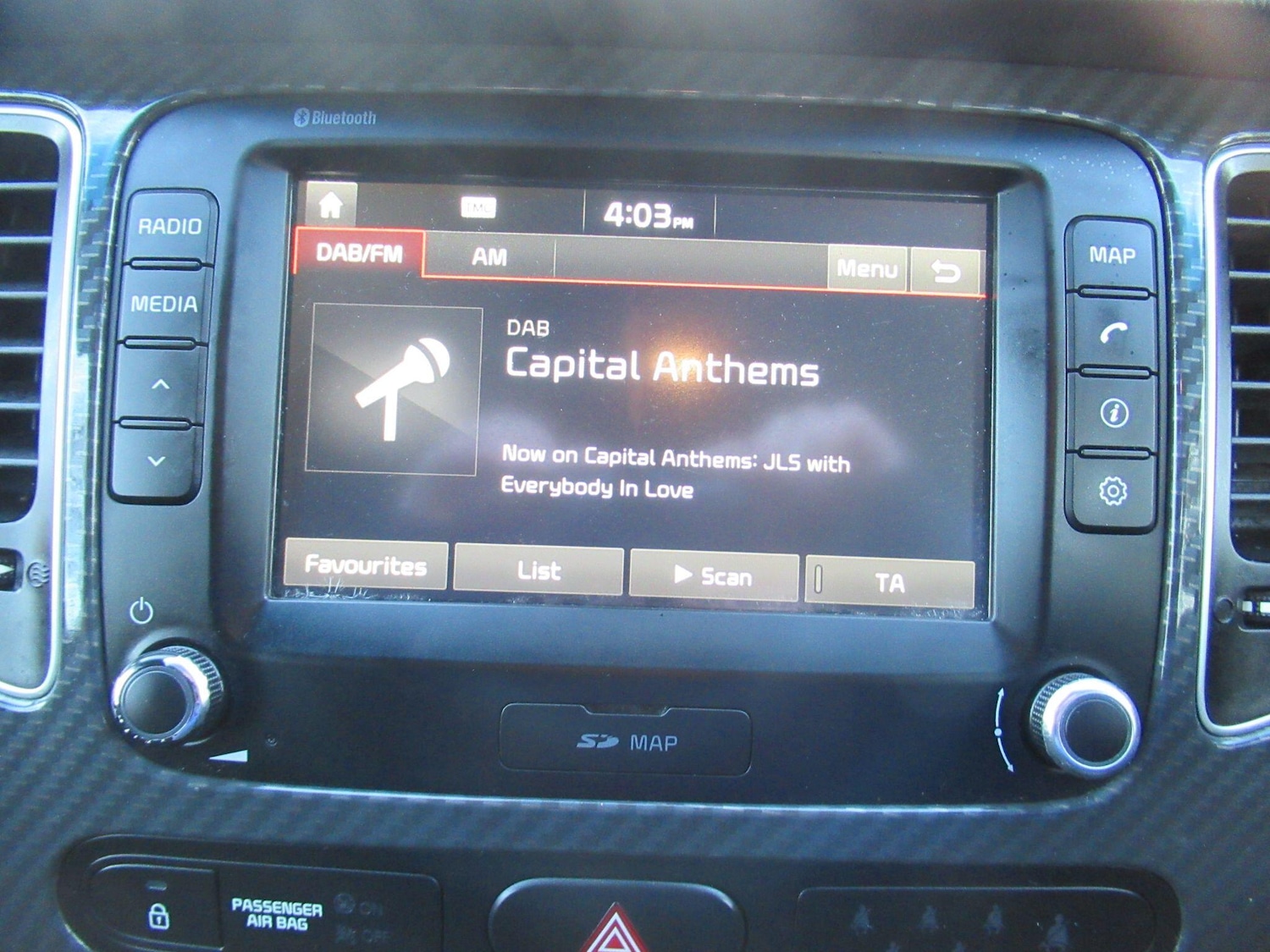 Used Kia Carens 2017 for sale - 77144649: Photo 30