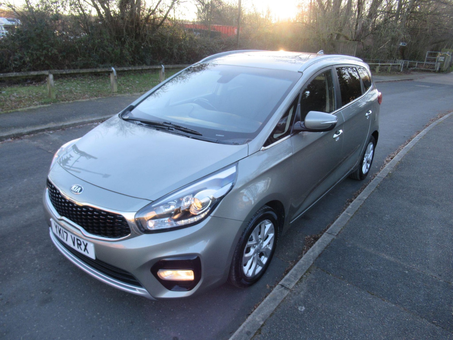 Used Kia Carens 2017 for sale - 77144649: Photo 9