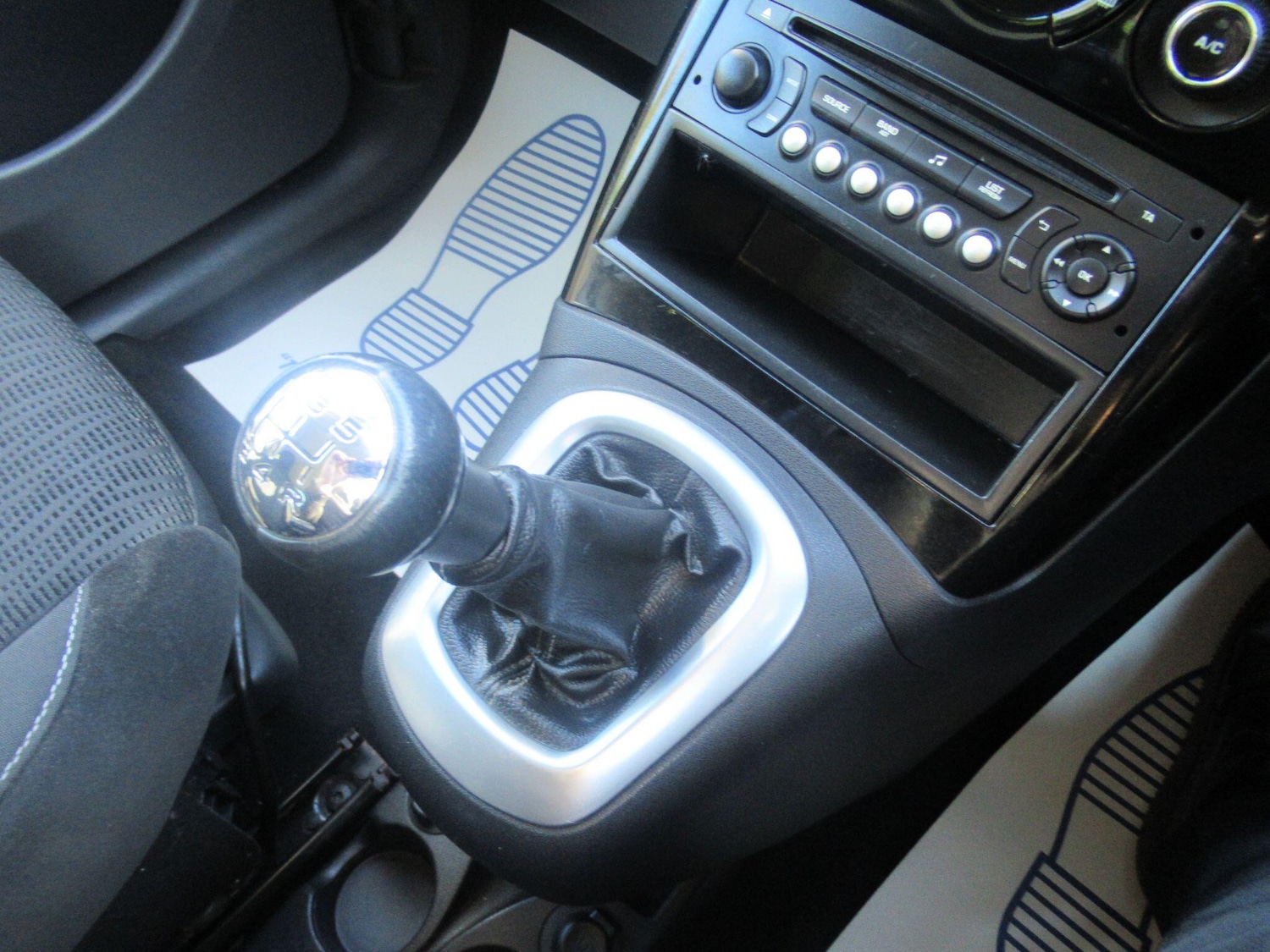 Used Citroen C3 Picasso 2013 for sale - 76990019: Photo 31