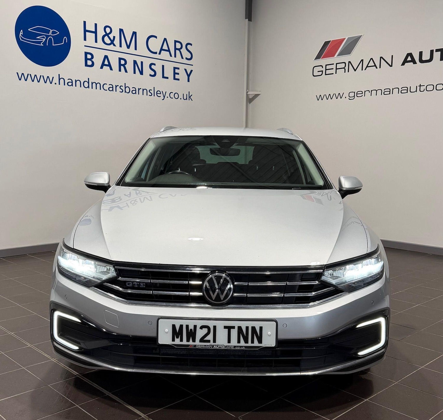 Used Volkswagen Passat for sale - 77633728: Photo 2