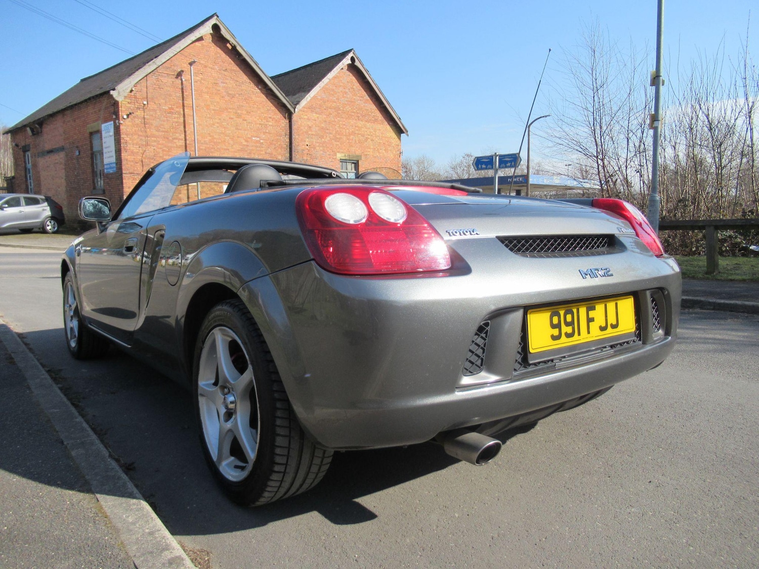 Vehicle 21